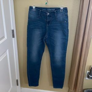 Mid Rise skinny jeans